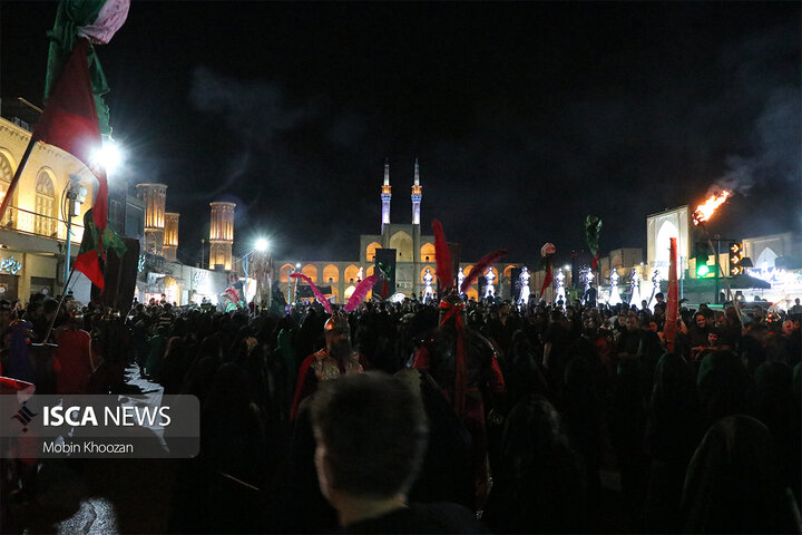 در آغار ماه صفر بازآفرینی ورود کاروان اسرای کربلا به شام در یزد