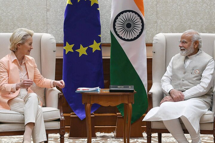 اروپا در حال توسعه روابط با هند