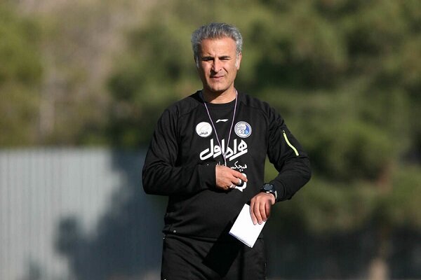 پیشکسوت استقلال: عیسی آل کثیر اگر عقل دارد به تیم ما نیاید