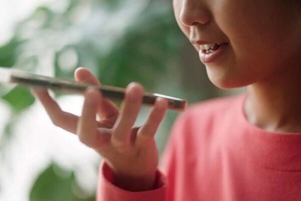 چگونه موبایل را از دست کودکان زیر ۱۳ سال بگیریم؟