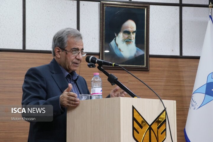 دانشکده گردشگری کویر باید جهانی بیاندیشد و صلح را هدف اصلی خود قرار دهد