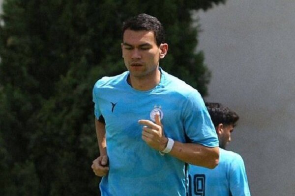 واکنش تند هواداران استقلال به مدافع سابق؛ اصلا فکر برگشتن را نکن