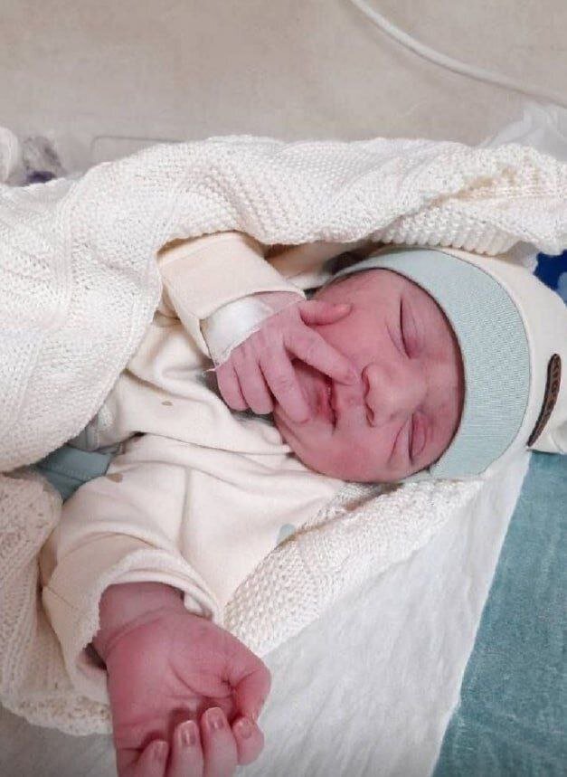 ابراهیم؛ نام نوه جدید خانواده ابراهیم رئیسی + عکس