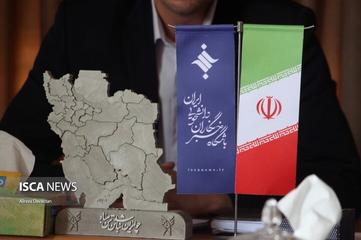 دیدار سرپرست دانشگاه آزاد اسلامی اردبیل با اعضای خبرگزاری ایسکانیوز در آستانه روز خبرنگار