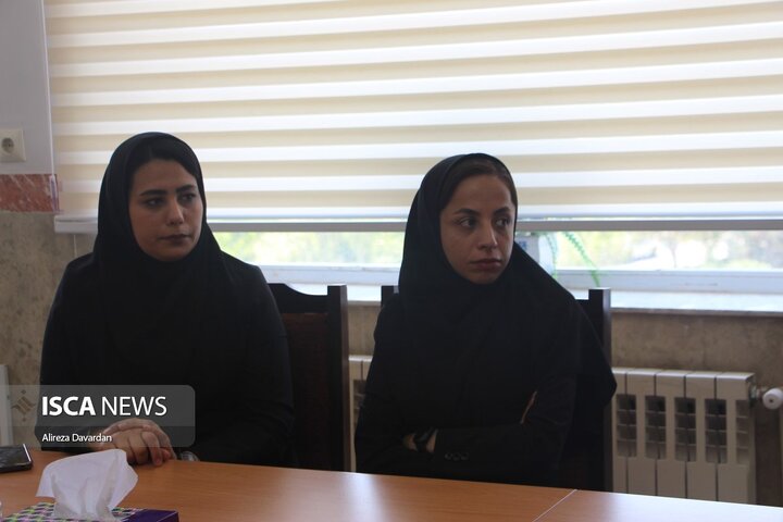 دیدار سرپرست دانشگاه آزاد اسلامی اردبیل با اعضای خبرگزاری ایسکانیوز در آستانه روز خبرنگار