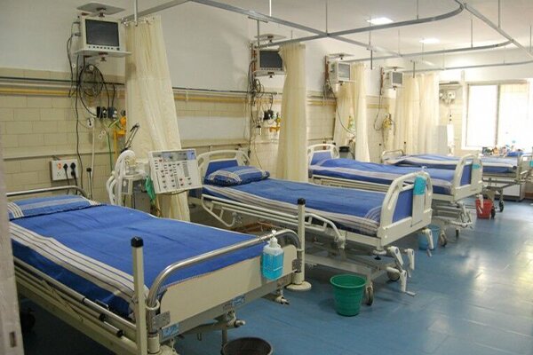 افراد بدون بیمه درمانی روی تخت بیمارستان بیمه می‌شوند