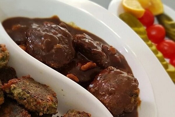 آموزش آشپزی / طرز تهیه آغوز کوکو؛ کوکوی ساده گیلانی با گردو و رب انار
