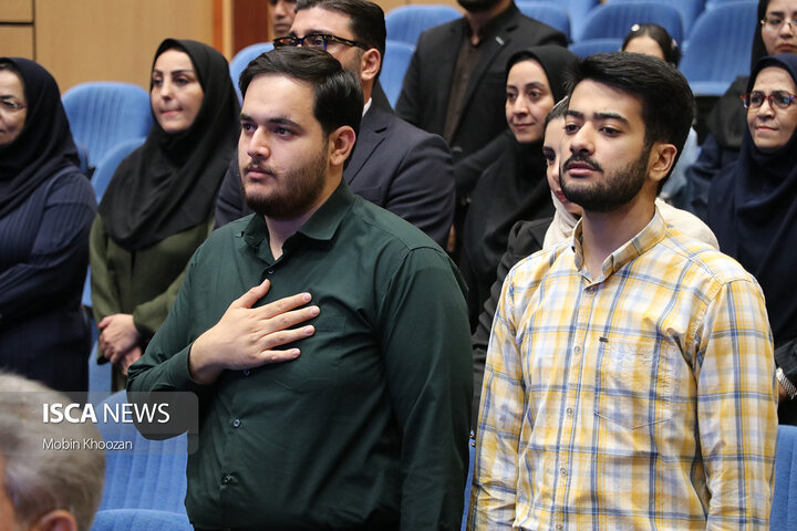 مراسم گرامیداشت روز خبرنگار در استان یزد با حضور استاندار و مسئولین سال1404