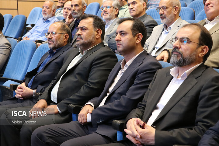 مراسم گرامیداشت روز خبرنگار در استان یزد با حضور استاندار و مسئولین سال1404