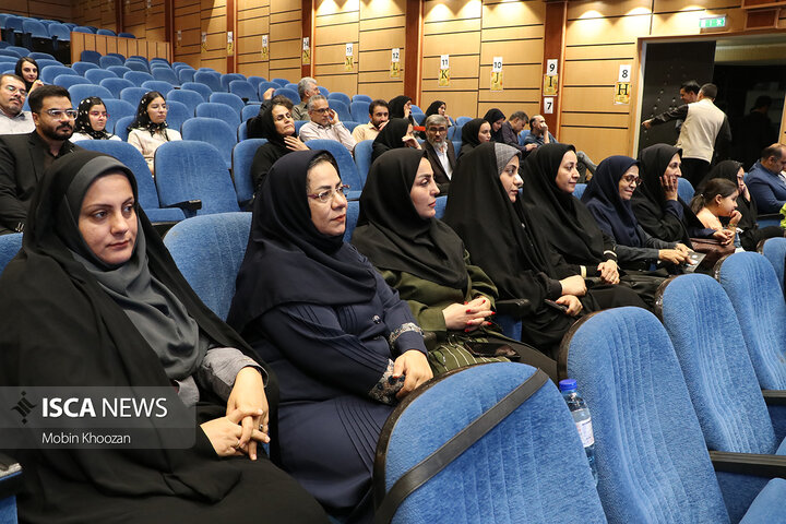 مراسم گرامیداشت روز خبرنگار در استان یزد با حضور استاندار و مسئولین سال1404