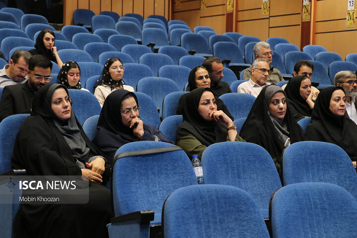 مراسم گرامیداشت روز خبرنگار در استان یزد با حضور استاندار و مسئولین سال1404