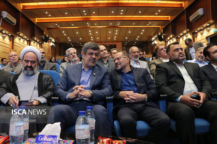 مراسم گرامیداشت روز خبرنگار در استان یزد با حضور استاندار و مسئولین سال1404