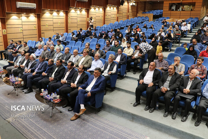 مراسم گرامیداشت روز خبرنگار در استان یزد با حضور استاندار و مسئولین سال1404