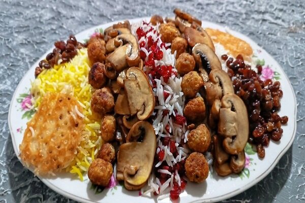 آموزش آشپزی / طرز تهیه قارچ‌پلو مجلسی