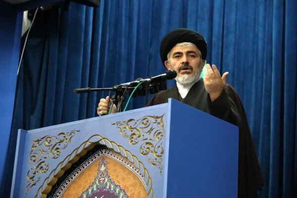 ملت ایران عزت خود را با هیچ چیزی معامله نمی‌کند