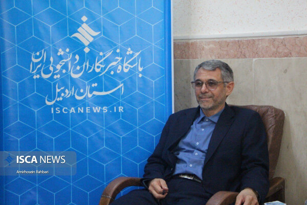 رسانه‌های داخلی باید به مرجع اصلی و قابل اعتماد مردم تبدیل شوند