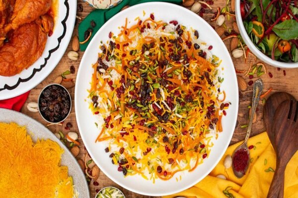 آموزش آشپزی / طرز تهیه شیرین پلو با مرغ ریش ریش و رژیمی
