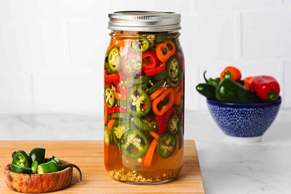 آموزش آشپزی / طرز تهیه ترشی فلفل ؛ یک چاشنی خاص مناسب انواع غذاها