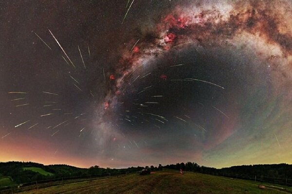 عکس روز ناسا از بارش شهابی برساوشی در لهستان