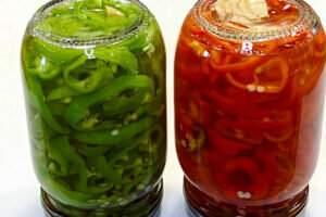 آموزش آشپزی / طرز تهیه ترشی فلفل ؛ یک چاشنی خاص مناسب انواع غذاها