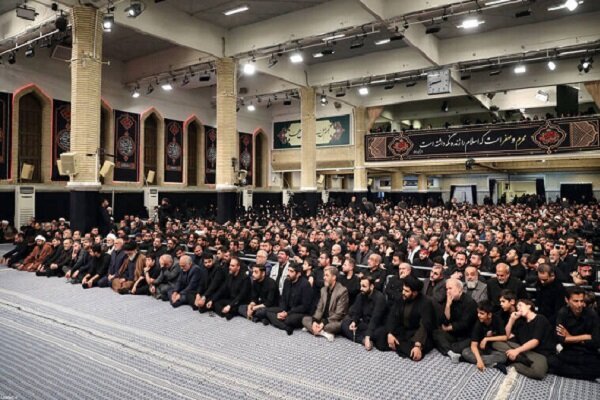 مراسم عزاداری هیئت‌های دانشجویی در حسینیه امام خمینی(ره) برگزار شد