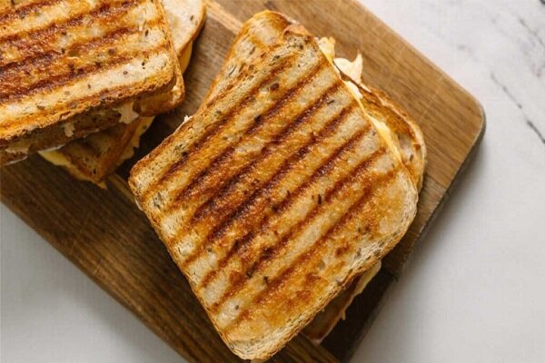 آموزش آشپزی / طرز تهیه اسنک مرغ با پنیر در منزل بدون ساندویچ ساز