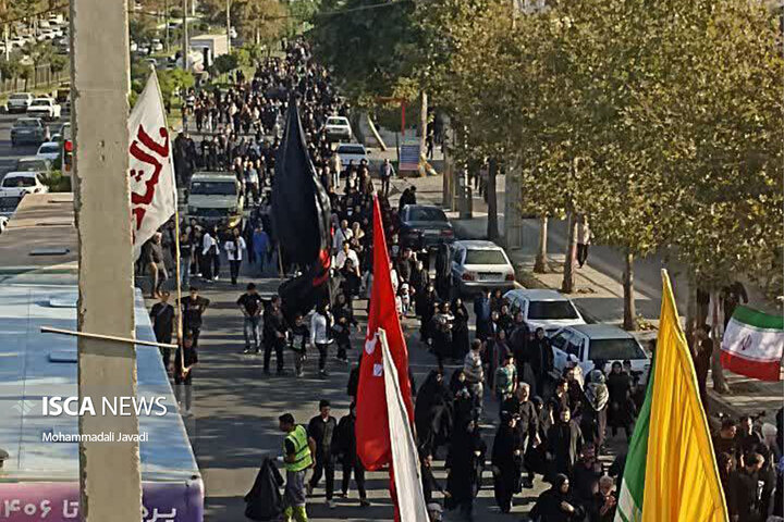 ارومیه یکپارچه سیاه‌پوش عشق؛ جاماندگان اربعین همدل با کاروان کربلا