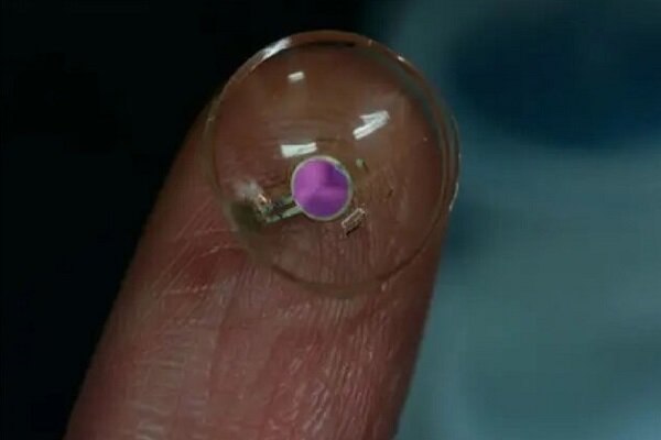 اولین لنز تماسی بی‌سیم OLED جهان ابداع شد