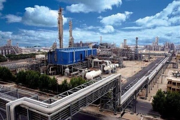 پایان ثروت‌سوزی در غرب کشور با بهره‌برداری از پالایشگاه دهلران