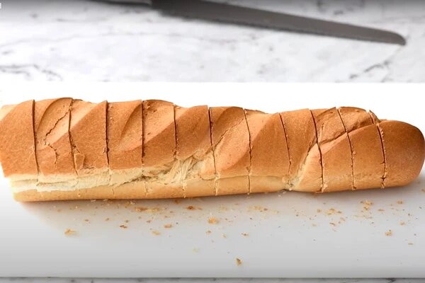 آموزش آشپزی / طرز تهیه نان سیر خانگی با کره و سیر تازه