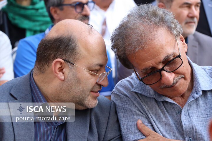 تشییع پیکر استاد فرشچیان