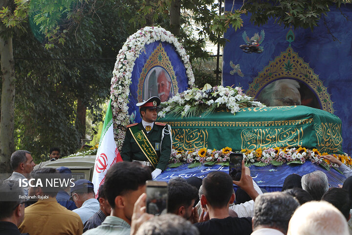 مراسم تدفین استاد فرشچیان