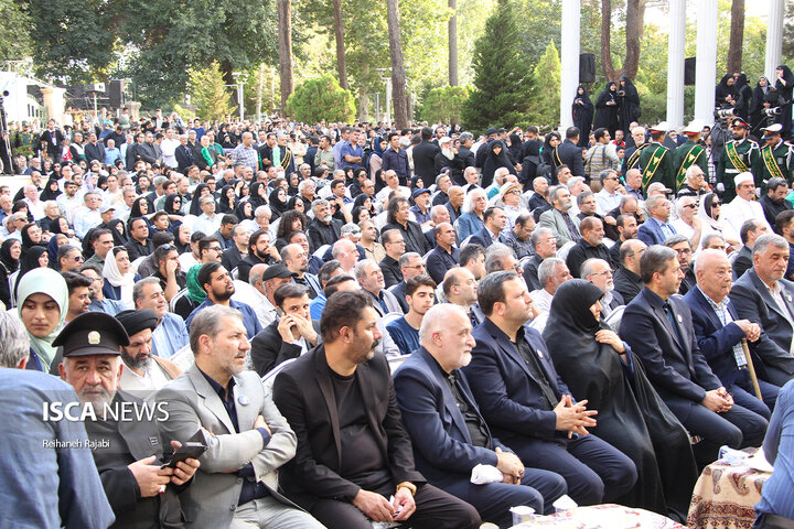 مراسم تدفین استاد فرشچیان