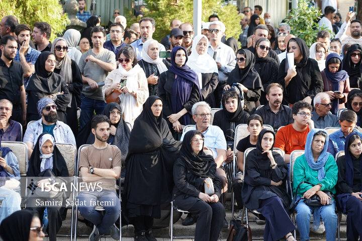 مراسم تدفین استاد فرشچیان