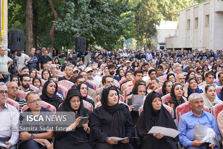 مراسم تدفین استاد فرشچیان