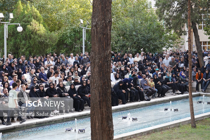 مراسم تدفین استاد فرشچیان