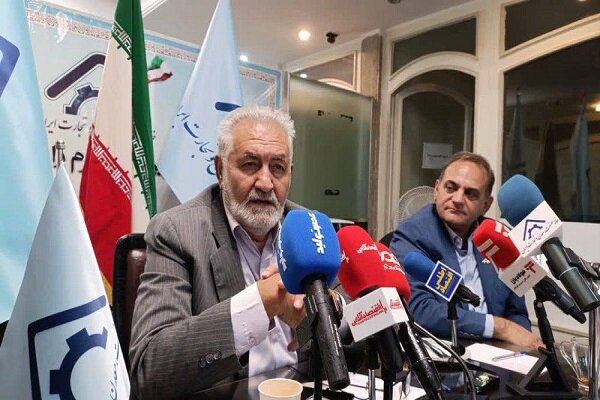 بحران قطعی برق صنایع را به تعطیلی کشاند/ افت ۳۰ تا ۶۰ درصدی تولید در شهرک‌های صنعتی