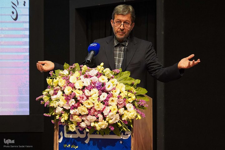 تجلیل استاندار اصفهان از نقش بی‌بدیل خبرنگاران در روشنایی‌بخشی به جامعه