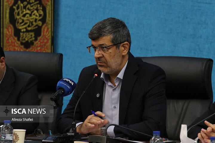 نشست خبری اصحاب رسانه با استاندار یزد به مناسبت هفته دولت