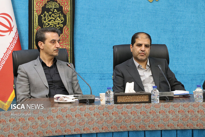 نشست خبری اصحاب رسانه با استاندار یزد به مناسبت هفته دولت