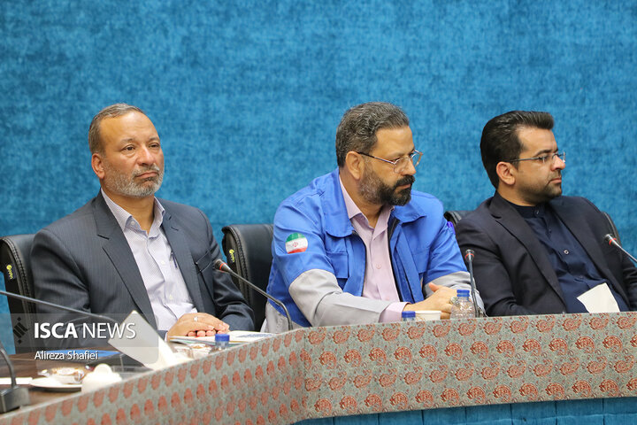 نشست خبری اصحاب رسانه با استاندار یزد به مناسبت هفته دولت