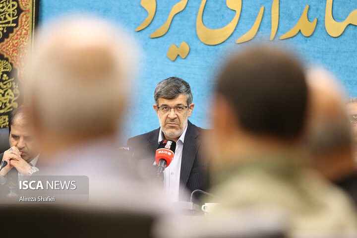 نشست خبری اصحاب رسانه با استاندار یزد به مناسبت هفته دولت