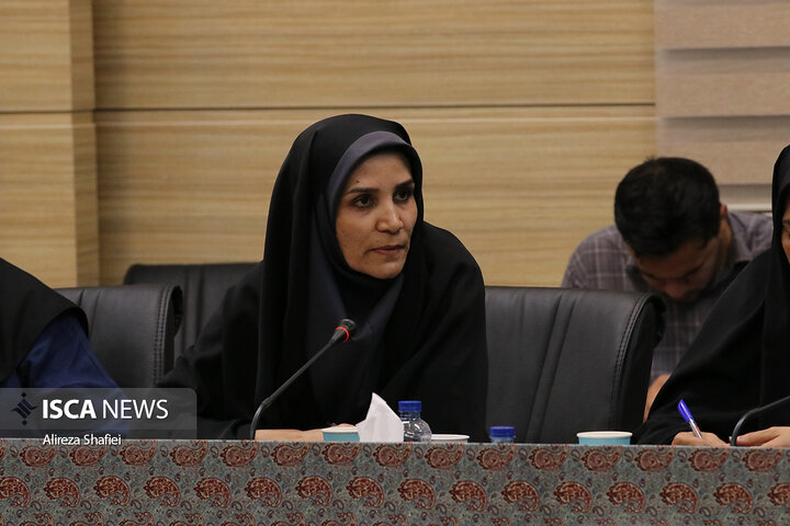 نشست خبری اصحاب رسانه با استاندار یزد به مناسبت هفته دولت