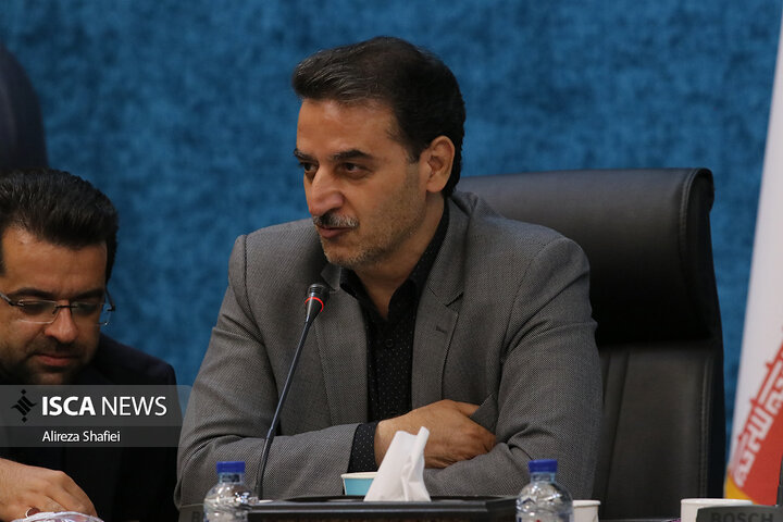 نشست خبری اصحاب رسانه با استاندار یزد به مناسبت هفته دولت