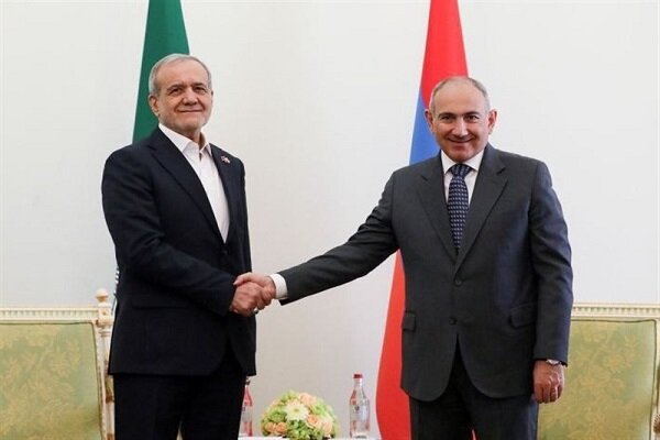 مرور سفر پزشکیان به ارمنستان/ رئیس جمهور بر ارتقای روابط و اعلام موضع درباره مرز مشترک تأکید کرد