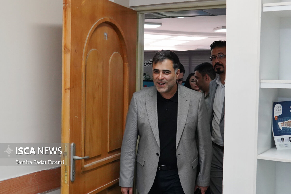 بازدید دکتر مشگلانی