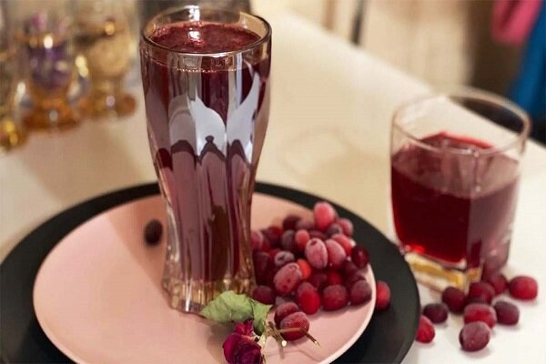 آموزش شیرینی پزی / طرز تهیه شربت زغال اخته به ۳ روش آسان