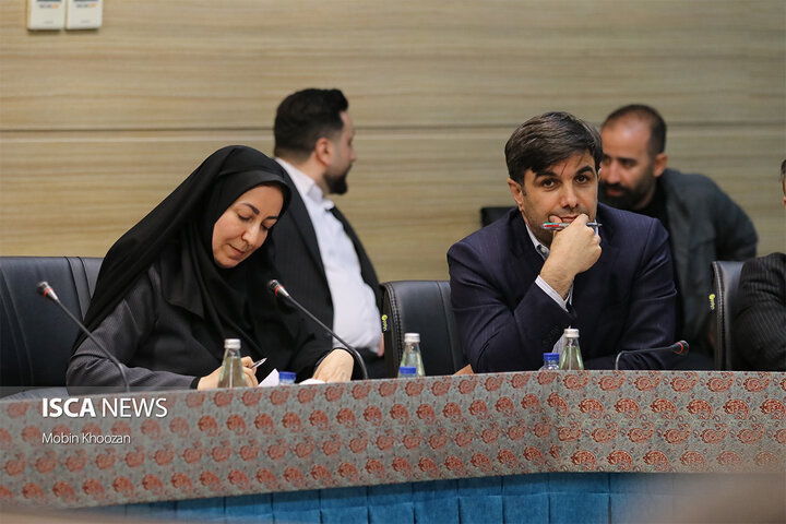 وزیر ارتباطات در نشست با فعالان فاوا یزد