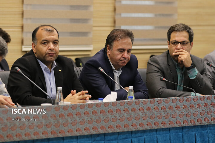 وزیر ارتباطات در نشست با فعالان فاوا یزد