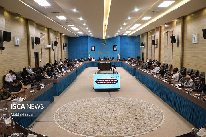 وزیر ارتباطات در نشست با فعالان فاوا یزد